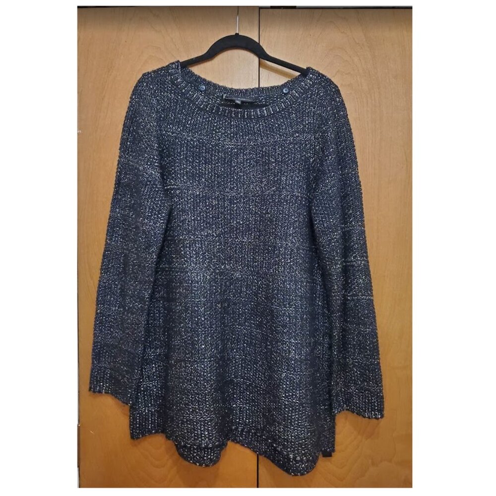 White House Black Market Sweater Metallic Pull Over Black and Silver